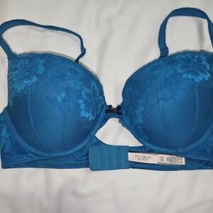 Victoria's Secret Blue Floral Lace Bra